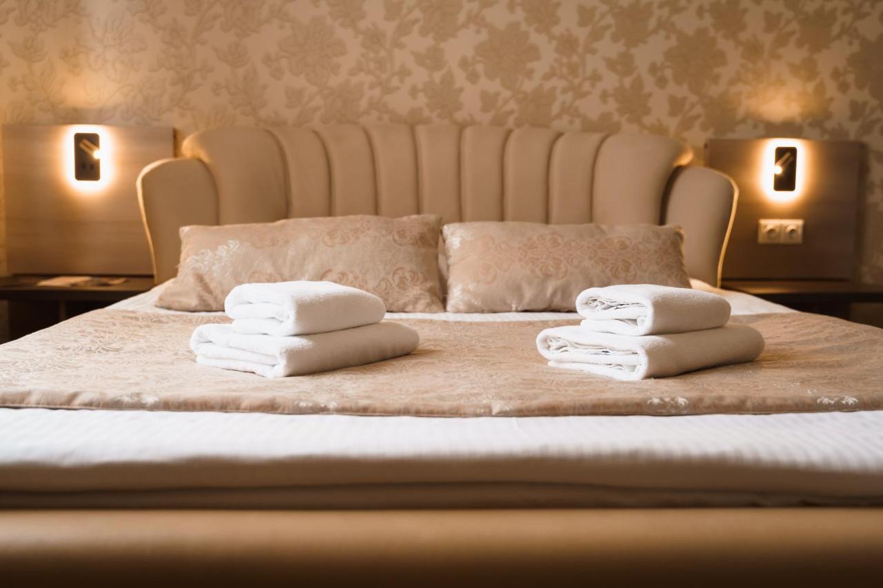 Globus Hotel Petrikov  المظهر الخارجي الصورة