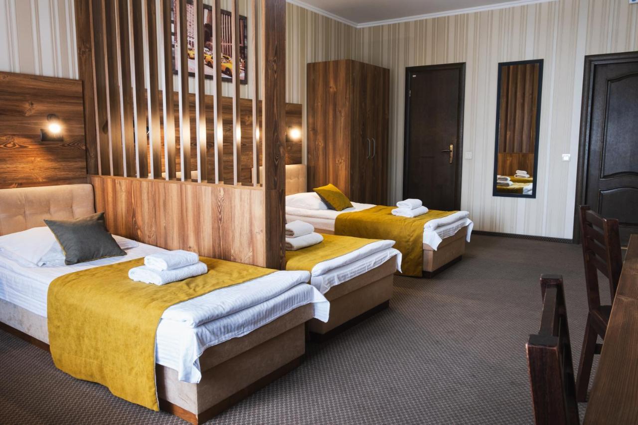 Globus Hotel Petrikov  المظهر الخارجي الصورة