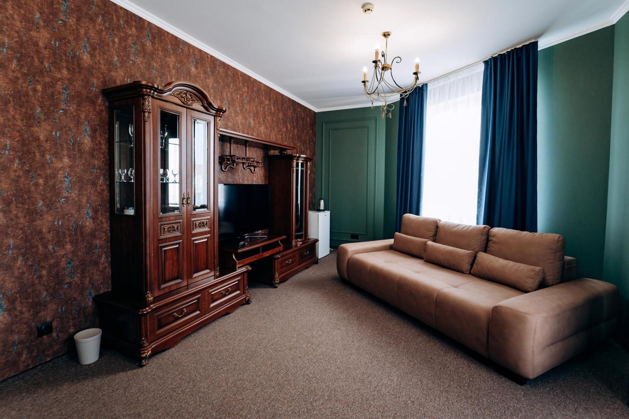 Globus Hotel Petrikov  المظهر الخارجي الصورة