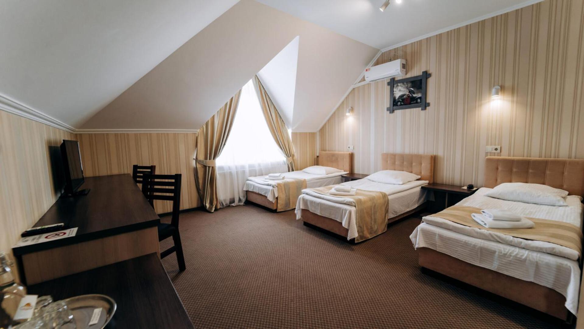 Globus Hotel Petrikov  المظهر الخارجي الصورة