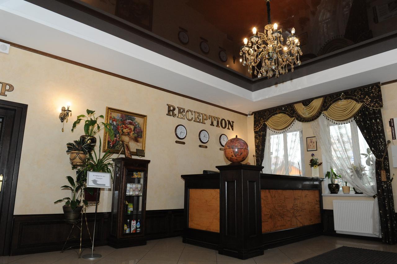 Globus Hotel Petrikov  المظهر الخارجي الصورة