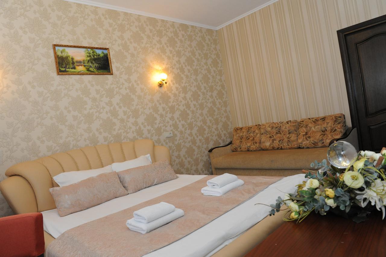 Globus Hotel Petrikov  المظهر الخارجي الصورة
