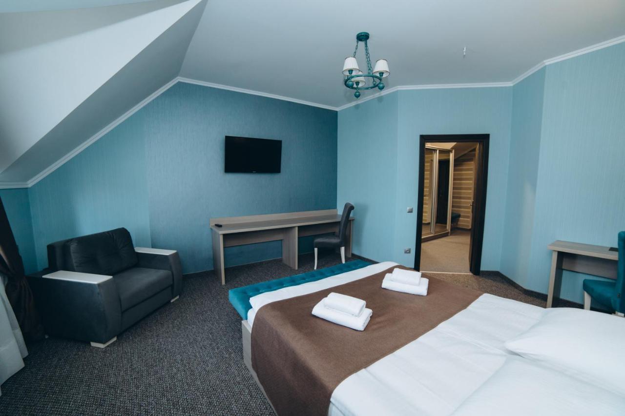 Globus Hotel Petrikov  المظهر الخارجي الصورة