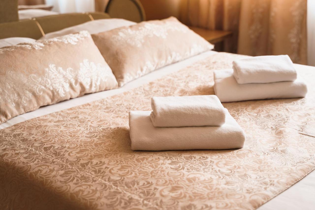 Globus Hotel Petrikov  المظهر الخارجي الصورة